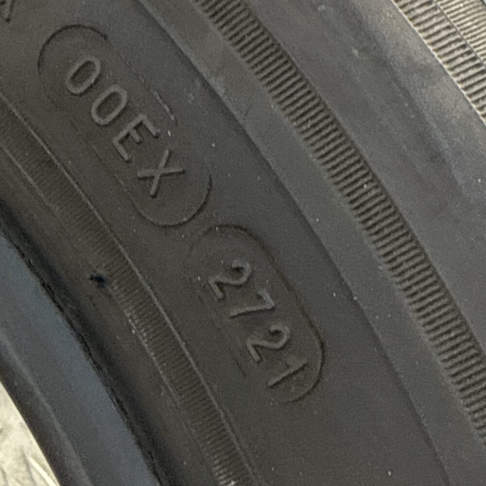 Gomma Usata 215 60 R17C 109/107T Michelin Agilis Alpin 73% Invernale - immagine 10