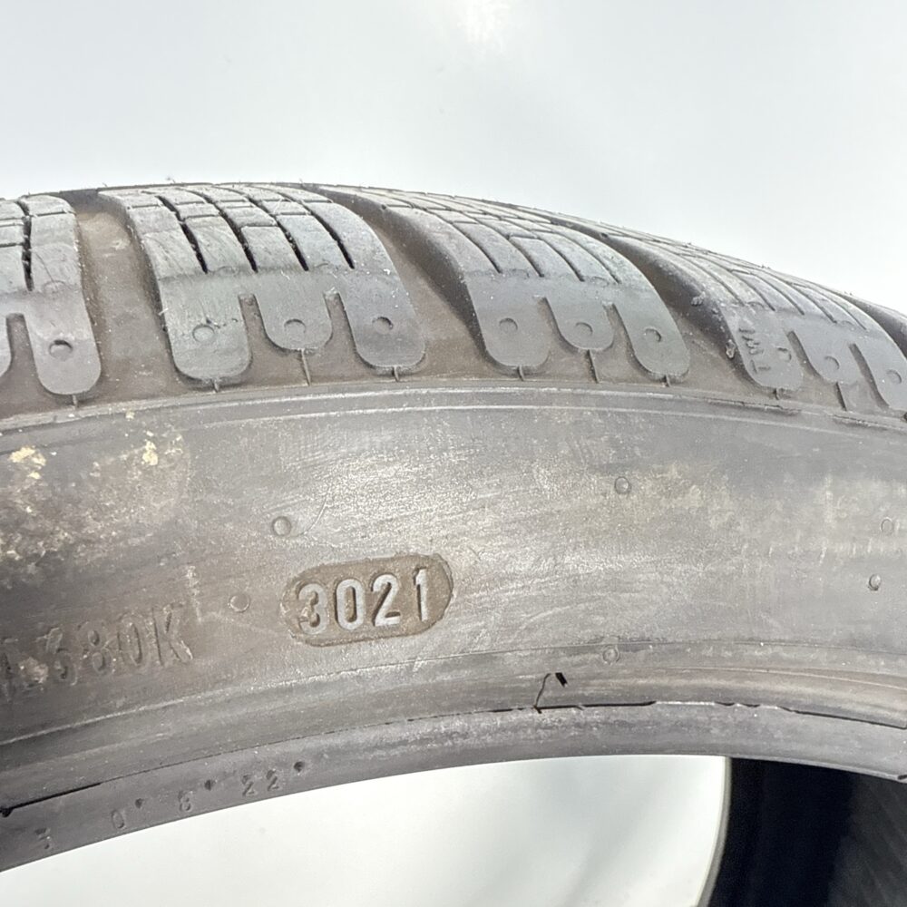 Gomma Usata 305 30 R21 100V Pirelli P Zero Winter 78% Invernale - immagine 9