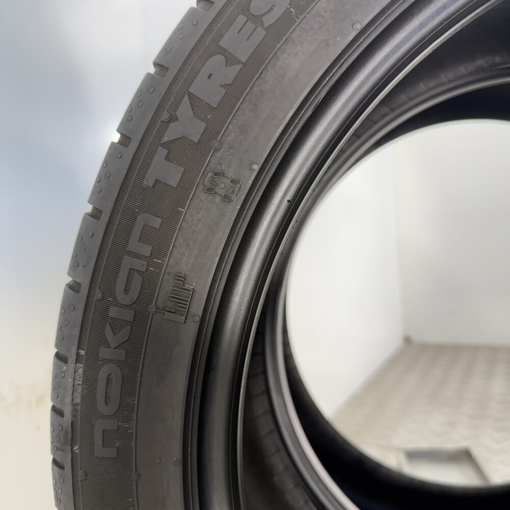Gomme Usate 235 45 R19 XL 99W Nokian Powerproof Estive - immagine 8