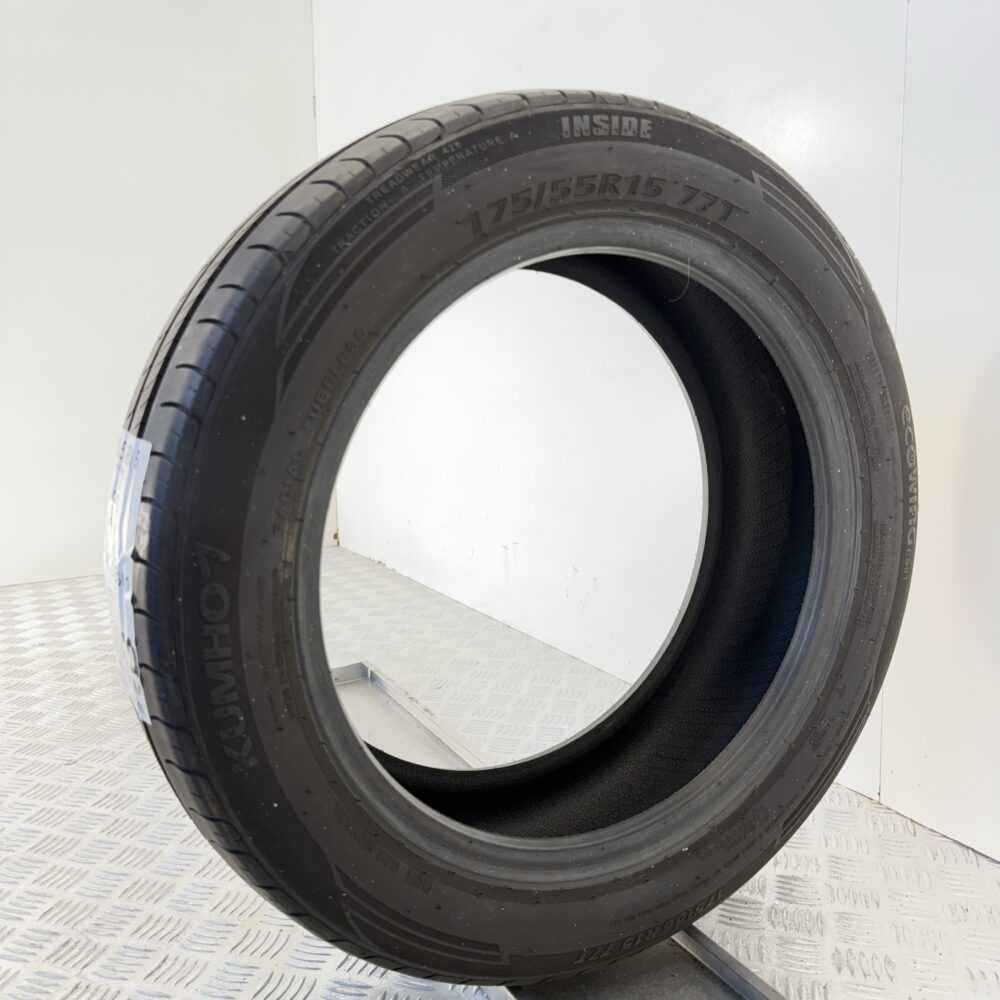 Gomma Usata 175 55 R15 77T Kumho Ecowing ES01 Invernale - immagine 4