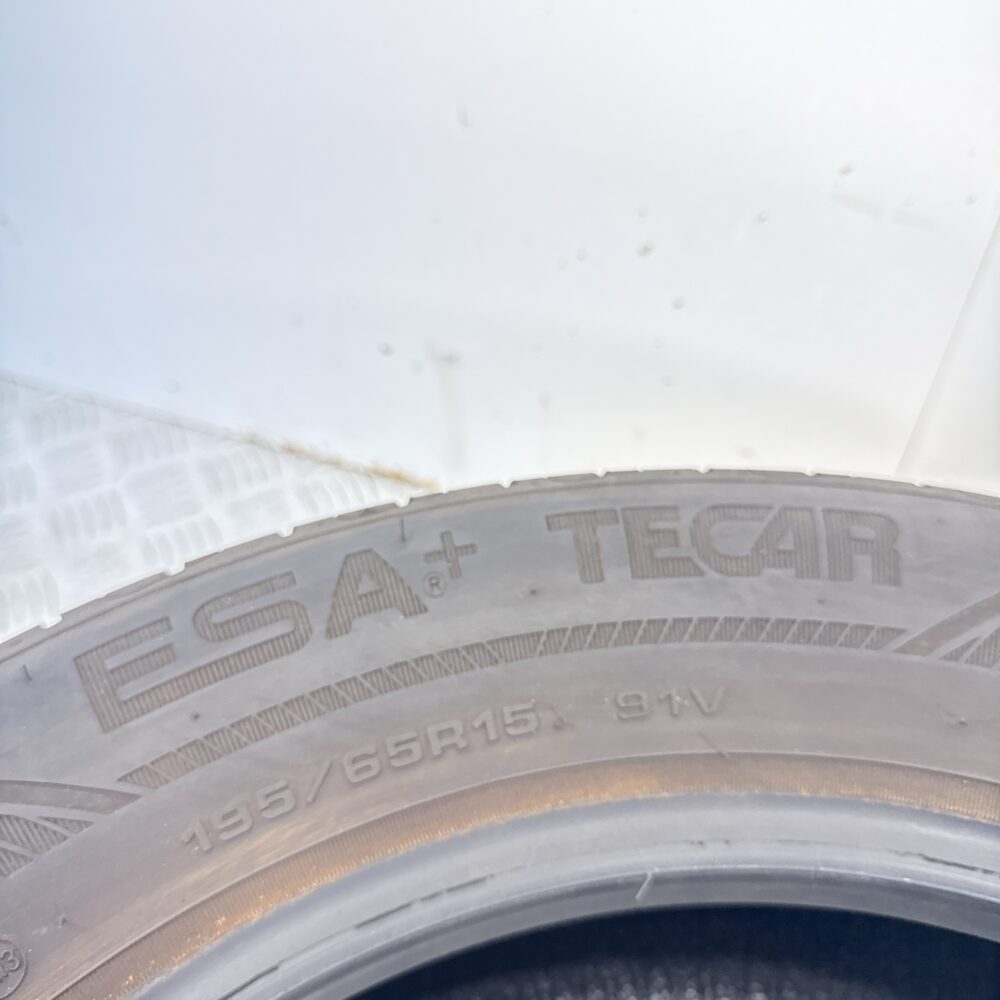 Gomme Usate 195 65 R15 91V Esa Tecar Spirit 5 HP Estive - immagine 10