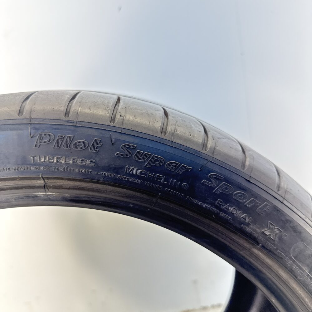 Gomme Usate 325 30 ZR19 XL 105Y Michelin Pilot Super Sport 74% Estive - immagine 11