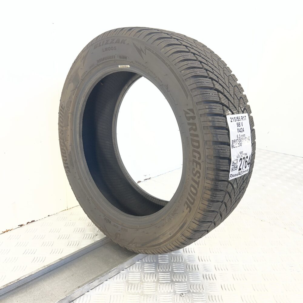 Gomma Usata 215 55 R17 98V Bridgestone Blizzak LM005 79% Invernale - immagine 4