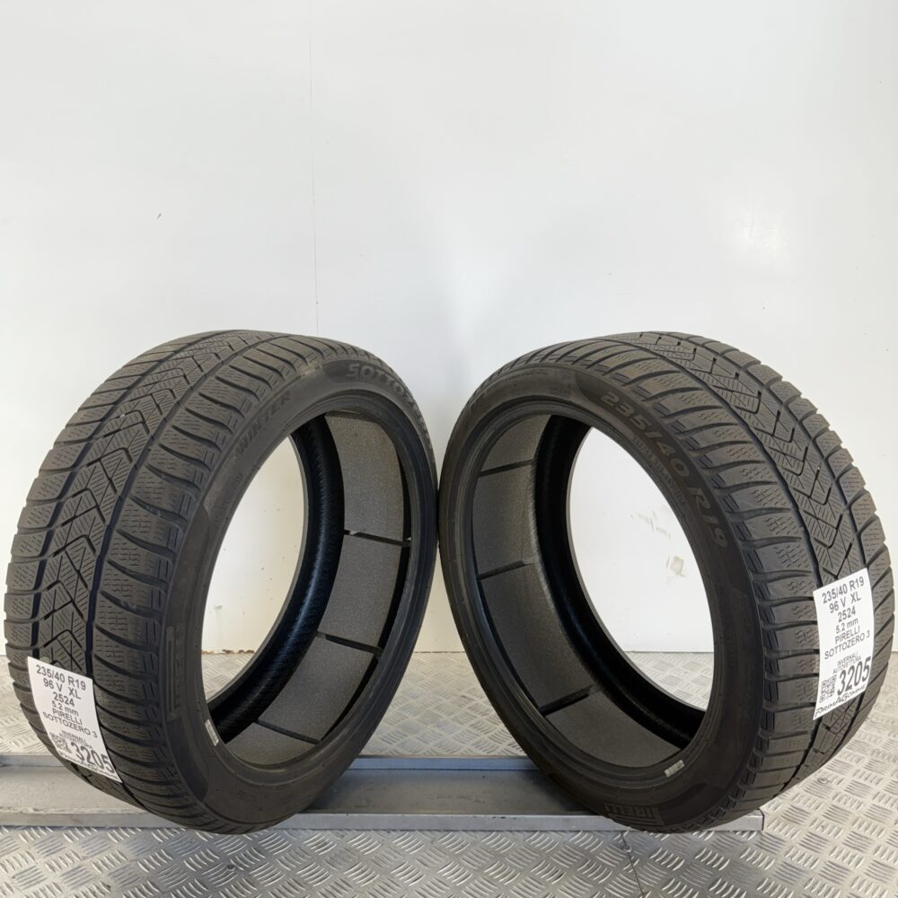 Gomme Usate 235 40 R19 XL 96V PIRELLI SOTTOZERO 3 74% Invernali - immagine 11