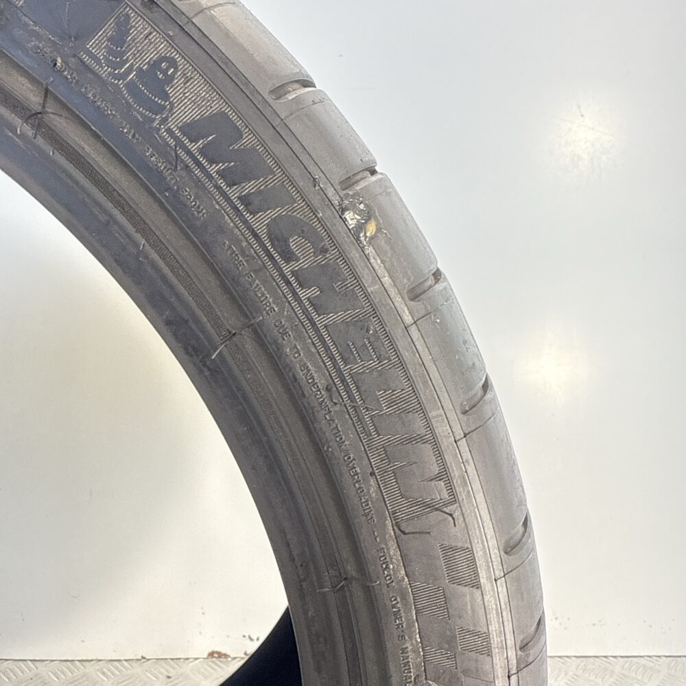 Gomme Usate 325 30 ZR19 XL 105Y Michelin Pilot Super Sport 74% Estive - immagine 10