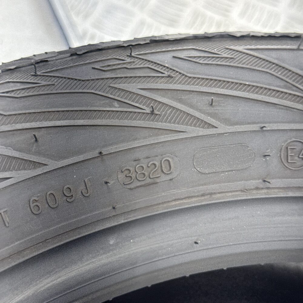 Gomme Usate 215 55 R18 XL 99V NOKIAN WR SUV 3 Invernali - immagine 10