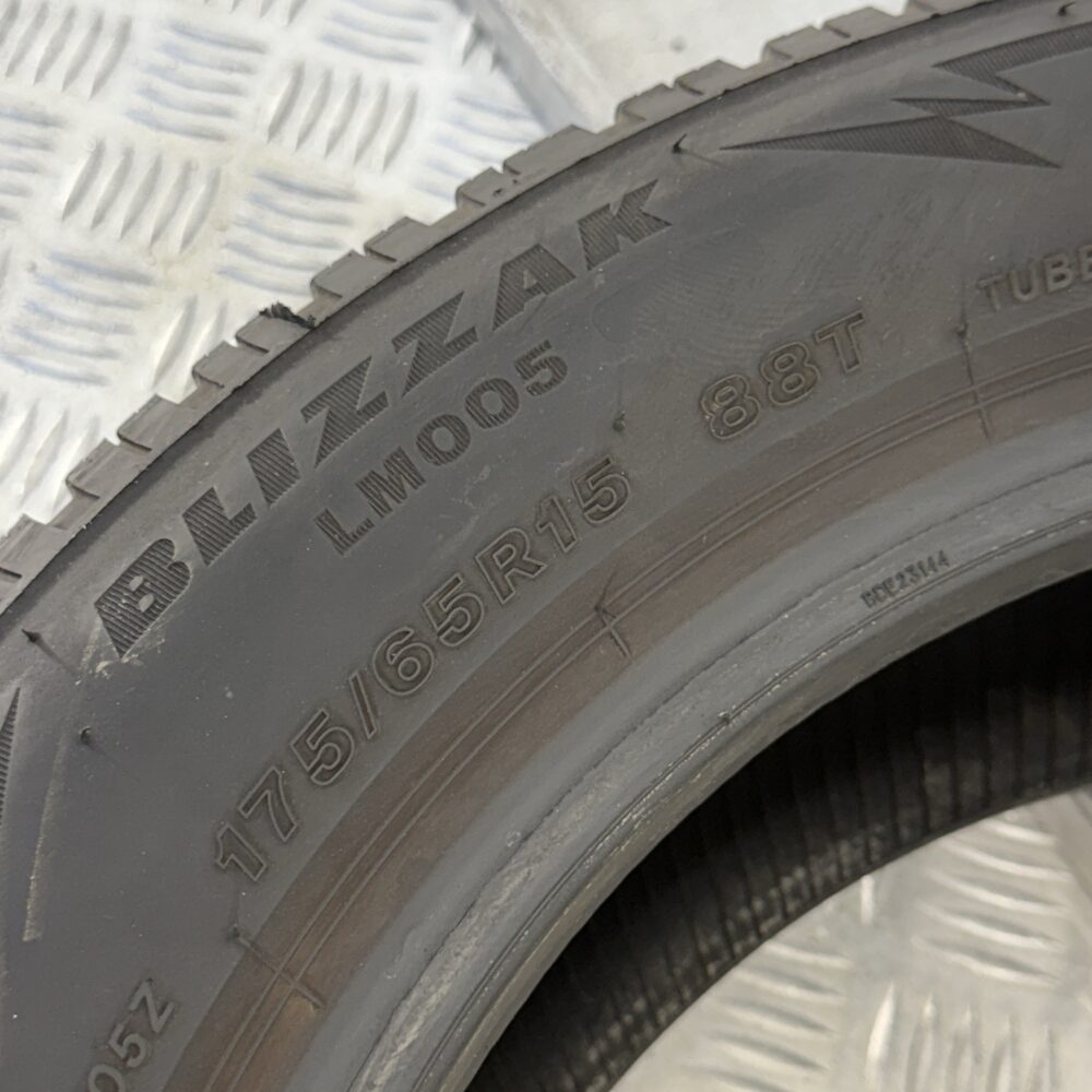 Gomma Usata 175 65 R15 88T Bridgestone Blizzak LM005 Invernale - immagine 8