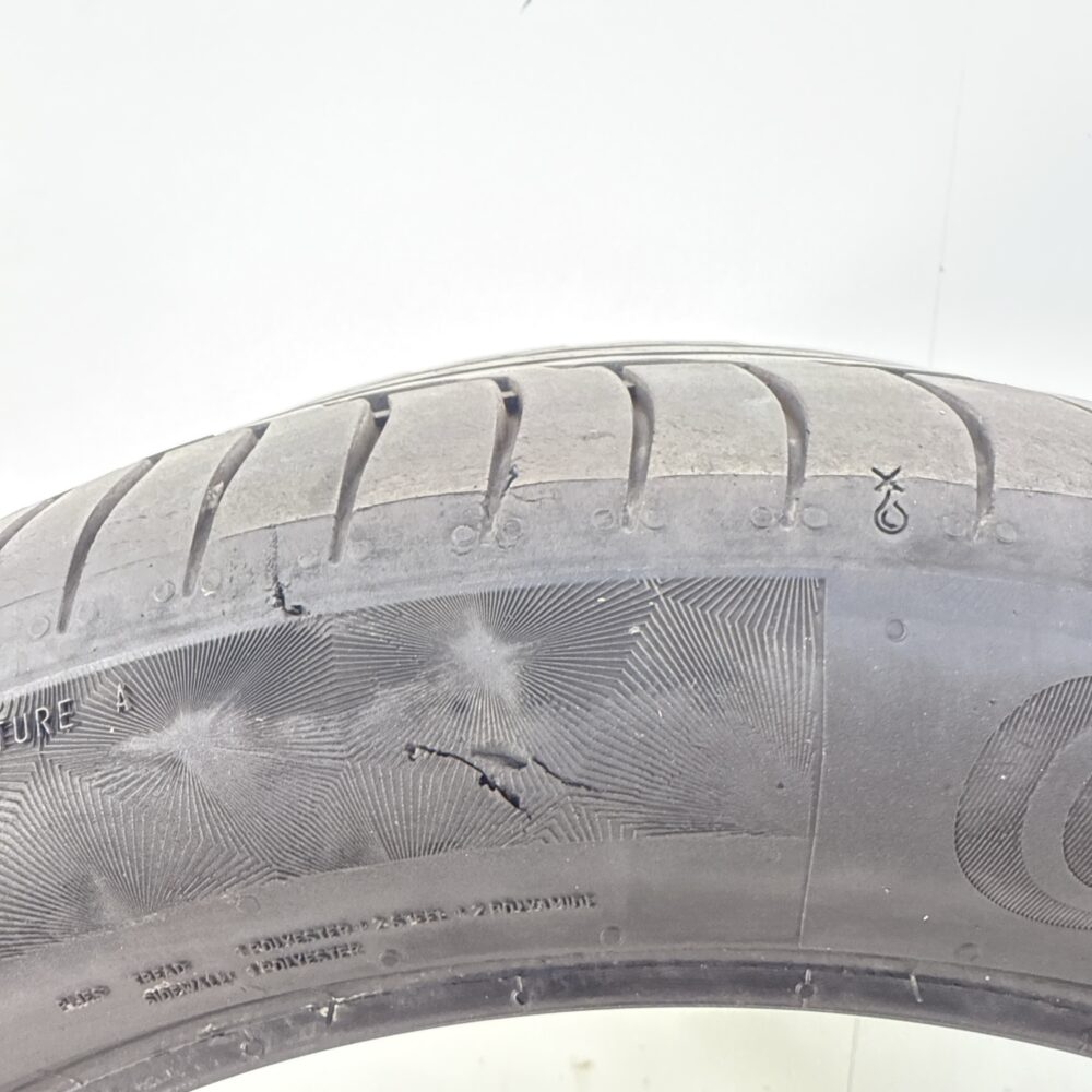 Gomme Usate 235 45 R17 94Y Continental Premium Contact 6 86% Estive - immagine 11