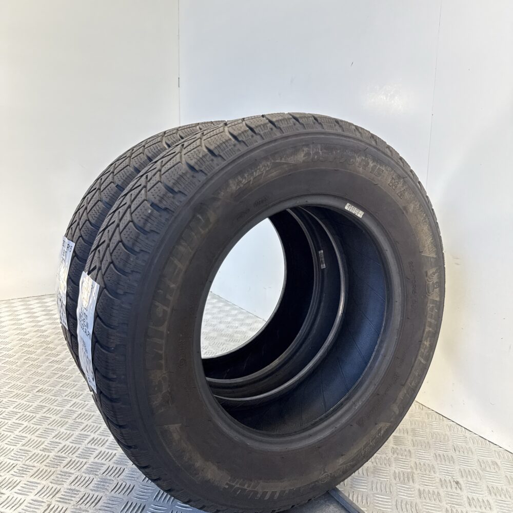 Gomme Usate 205 70 R15 96T Michelin Latitude Alpin 71% Invernali - immagine 4