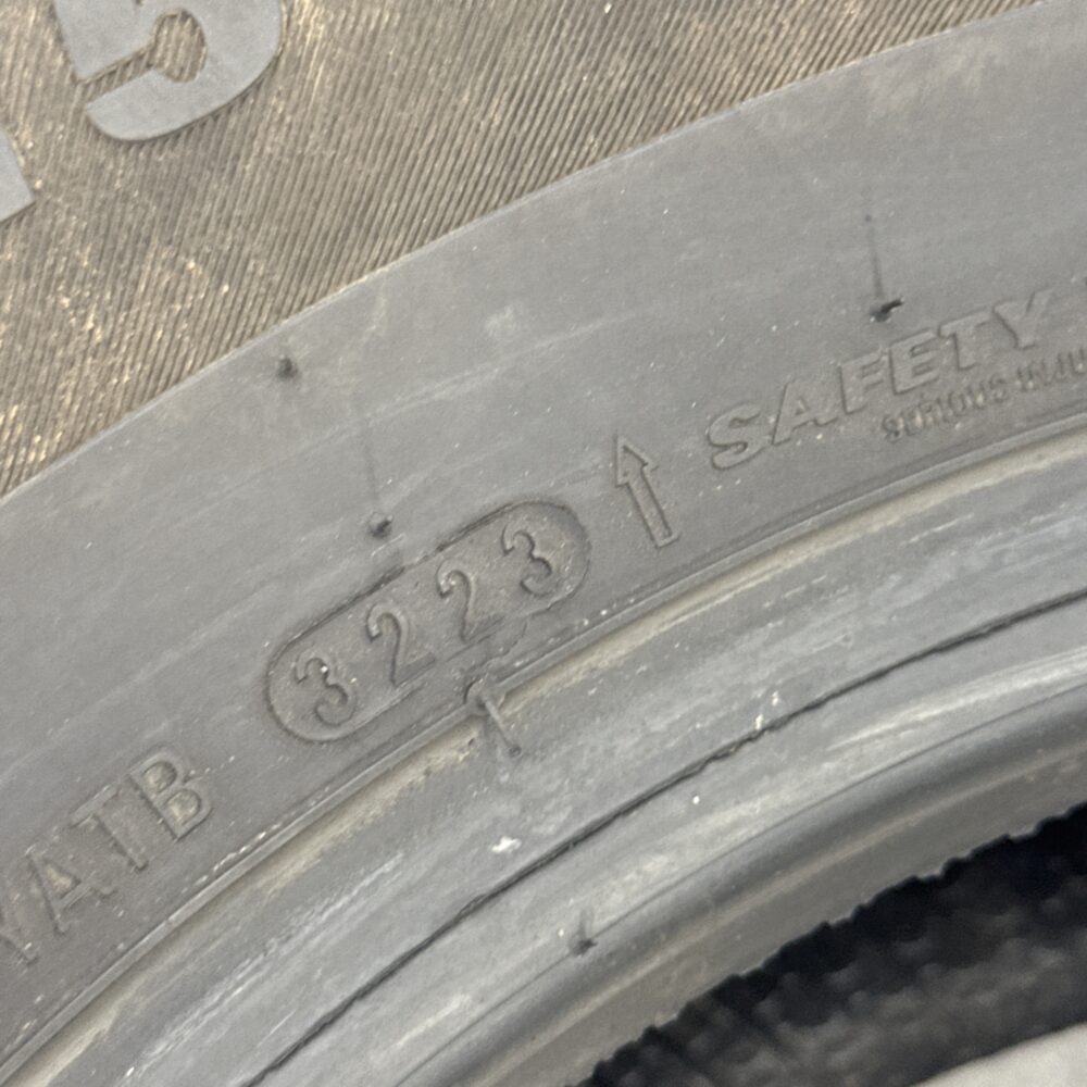 Gomma Usata 205 70 R15 96T Kumho Wintercraft WS71 SUV 94% Invernale - immagine 9