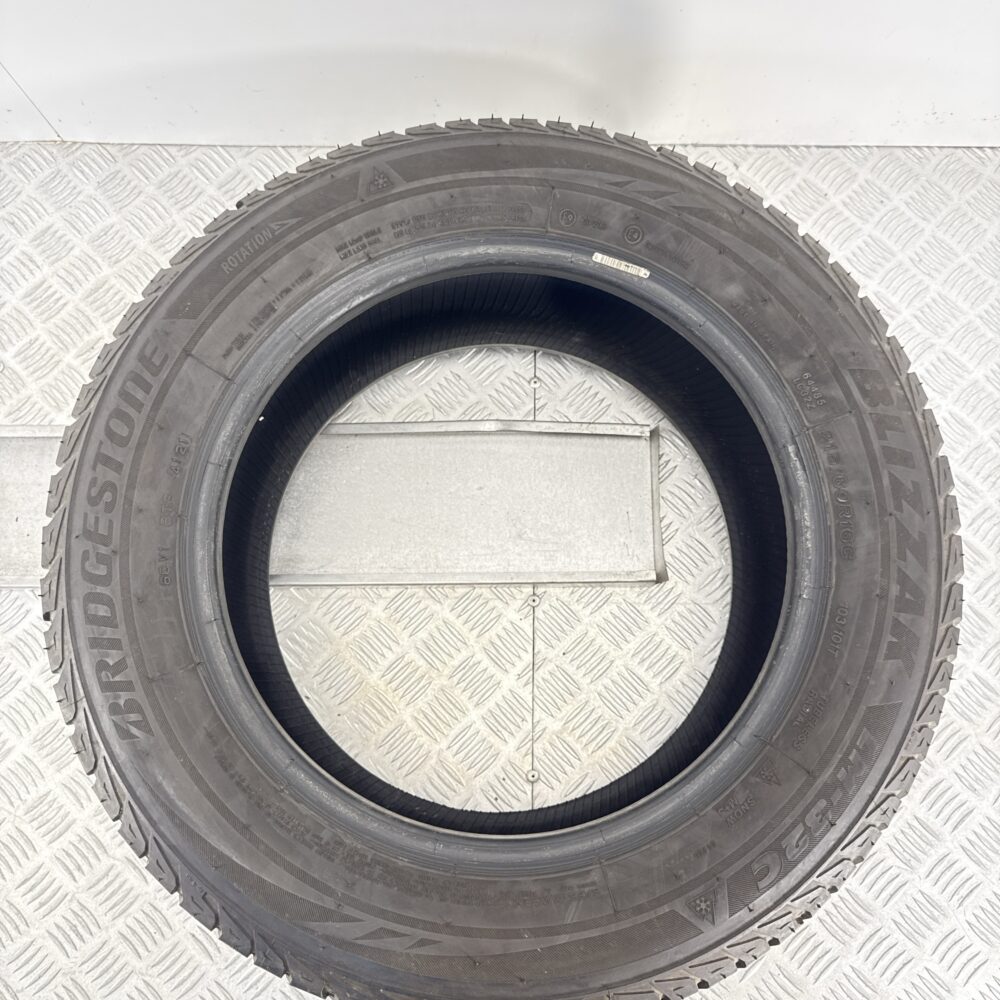 Gomma Usata 215 60 R16C 103/101T Bridgestone Blizzak LM-32C Invernale - immagine 6