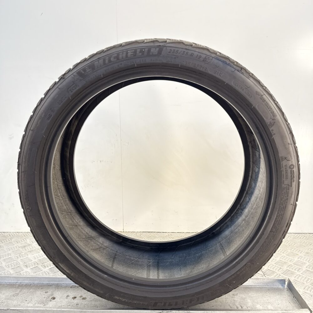 Gomme Usate 235 35 R19 XL 91W Michelin Pilot Alpin 5 Invernali - immagine 6