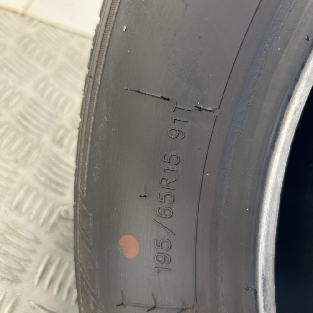 Pneumatico Usato 195 65 R15 91T Gt Radial Champiro VP1 74% Estivo - immagine 8