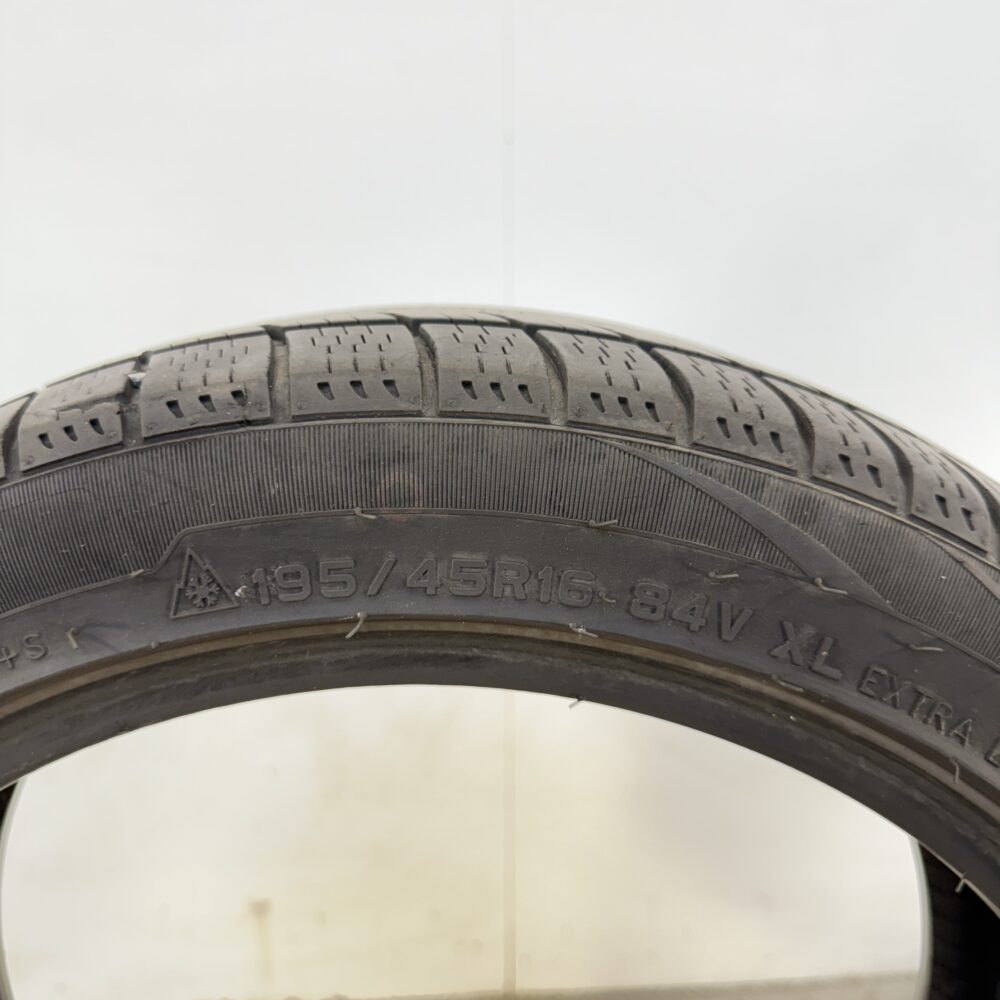 Gomme Usate 195 45 R16 XL 84V Ovation VI-782 AS 71% 4 Stagioni - immagine 8