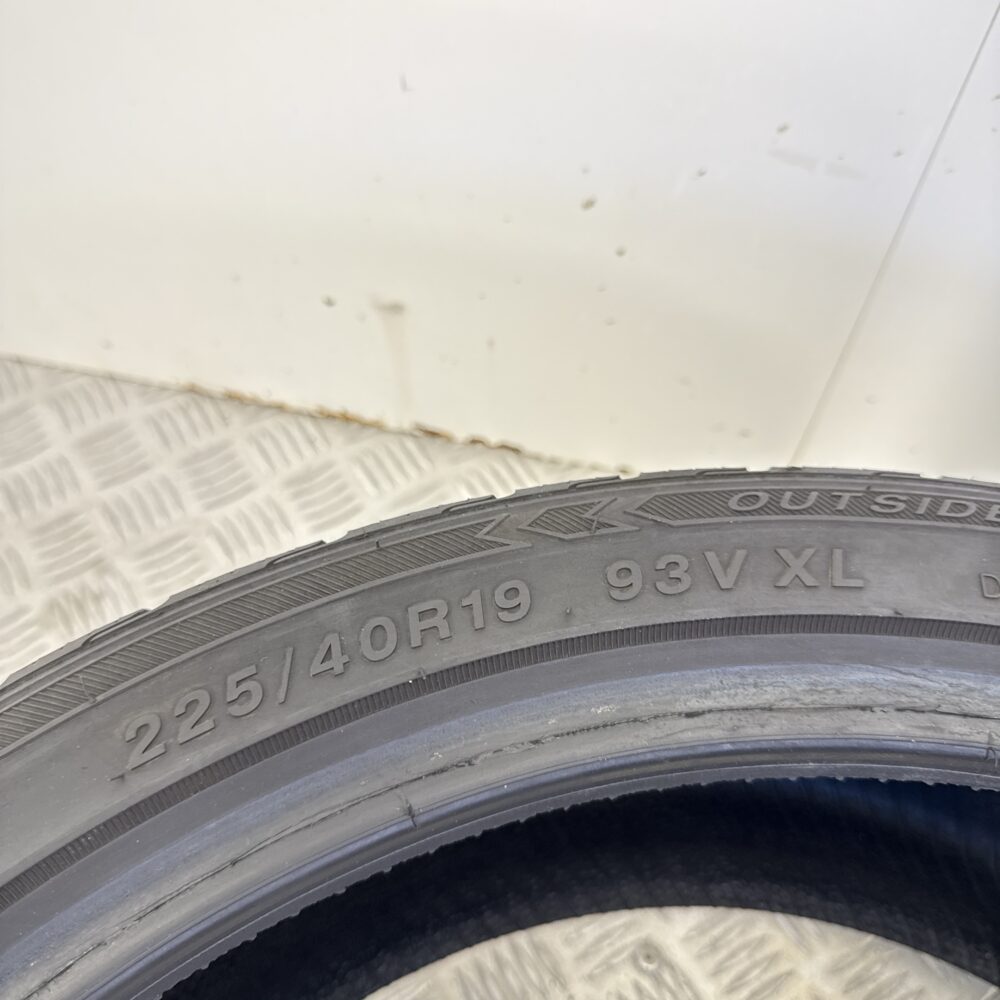 Gomme Usate 225 40 R19 XL 93V Rotalla Ice-Plus S210 Invernali - immagine 9