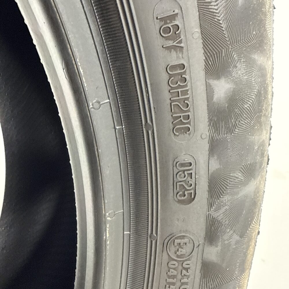 Gomma Usata 235 50 R19 99V Continental Premium Contact 6 83% Estivo - immagine 6