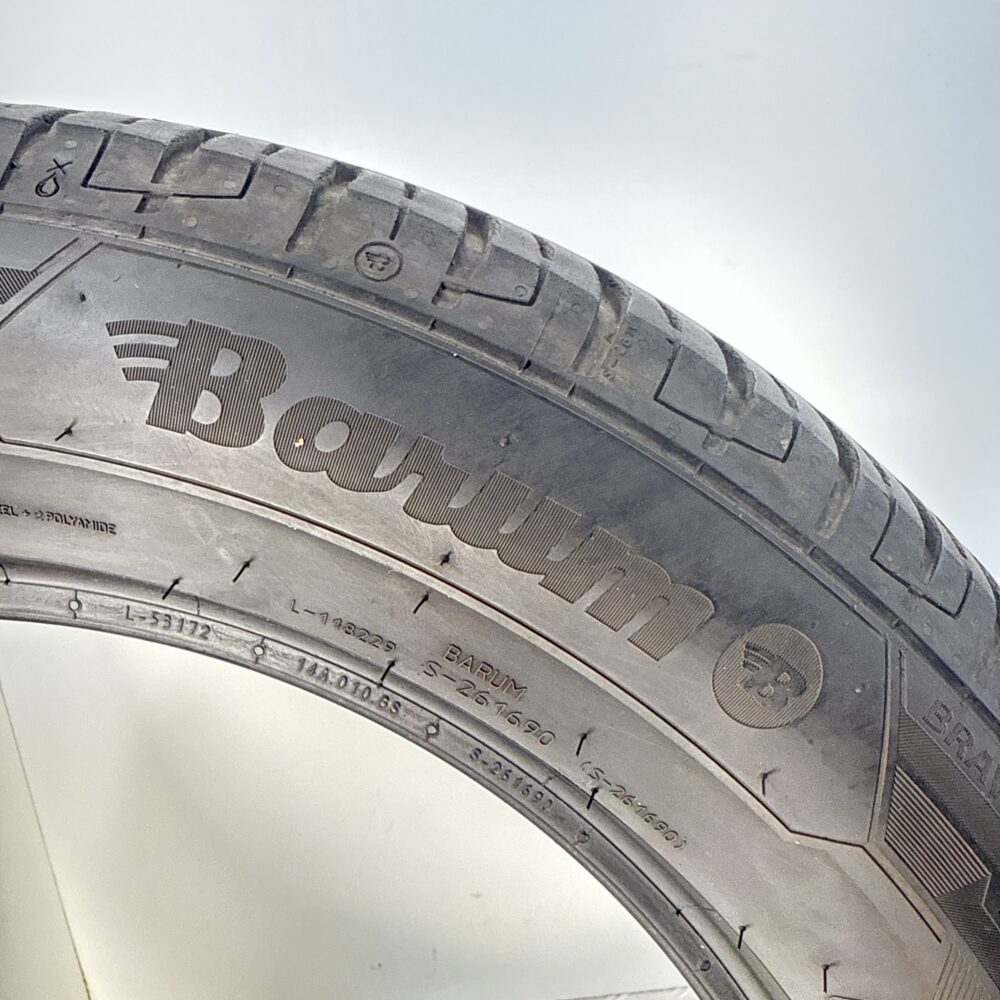 Gomme Usate 235 55 R17 XL 103V BARUM Bravuris 5 HM 86% Estive - immagine 11