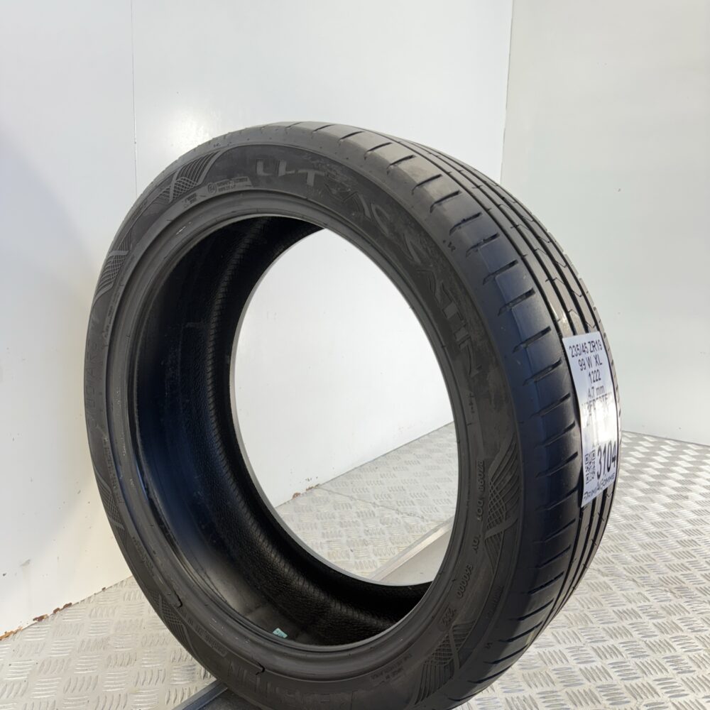 Gomma Usata 235 45 ZR19 XL 99W Vredestein Ultrac Satin Estivo - immagine 5