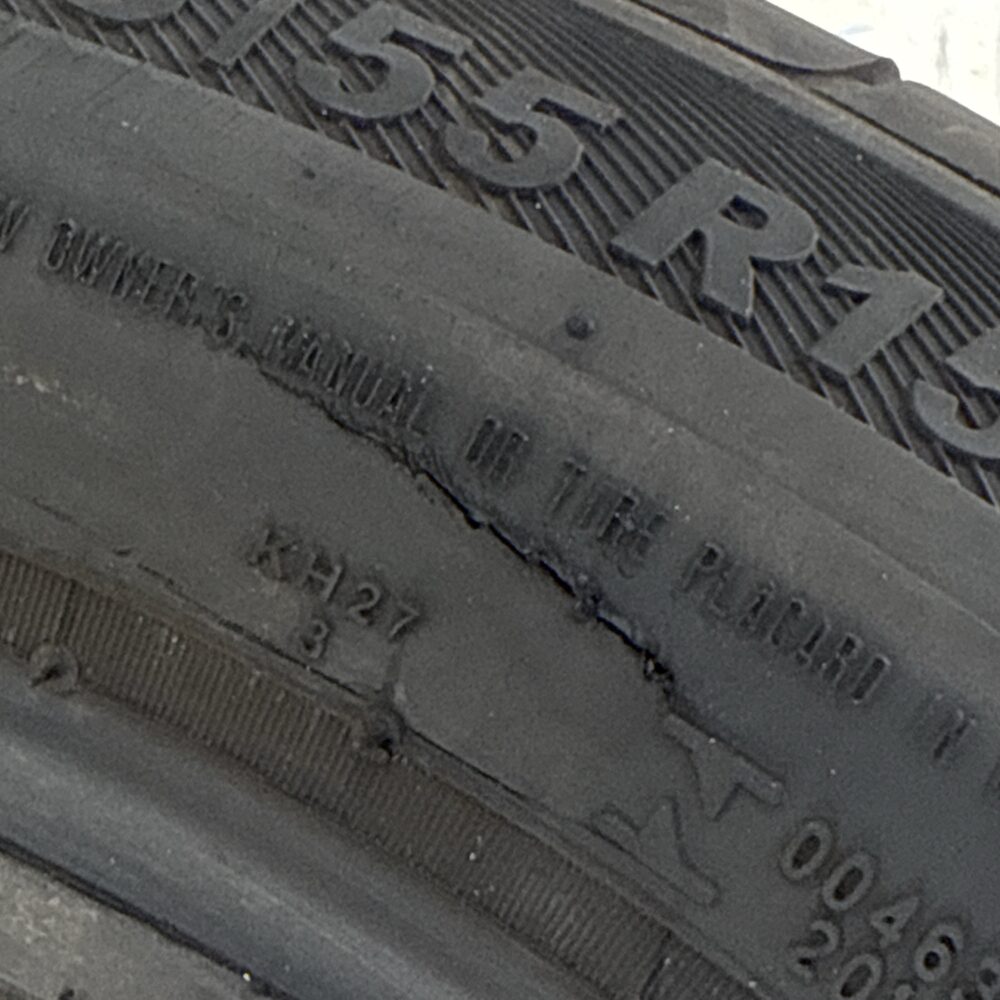 Gomma Usata 175 55 R15 77T Kumho Ecowing ES01 Invernale - immagine 10