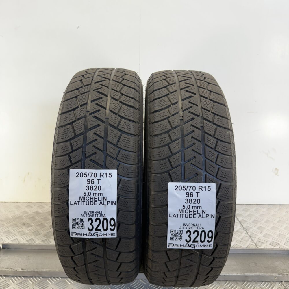 Gomme Usate 205 70 R15 96T Michelin Latitude Alpin 71% Invernali