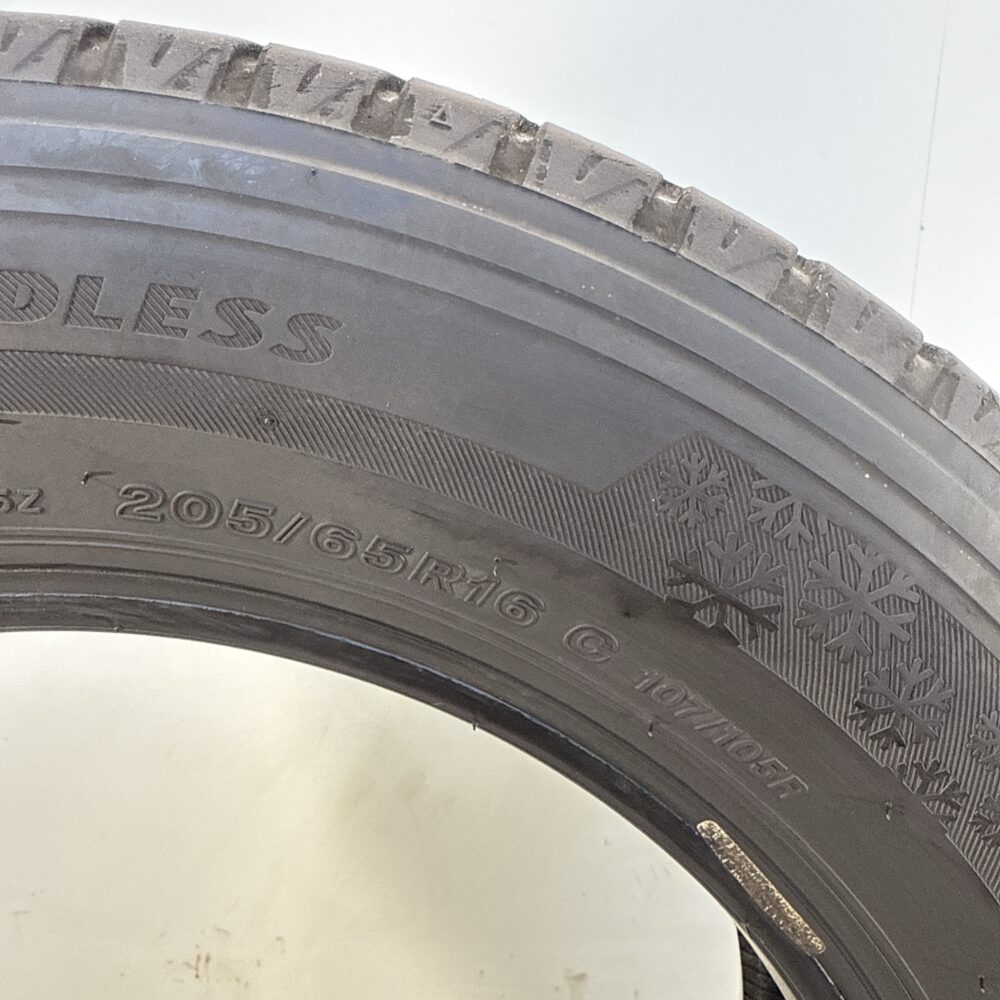 Gomme Usate 205 65 R16C 107/105R Bridgestone Blizzak W995 Invernali - immagine 8