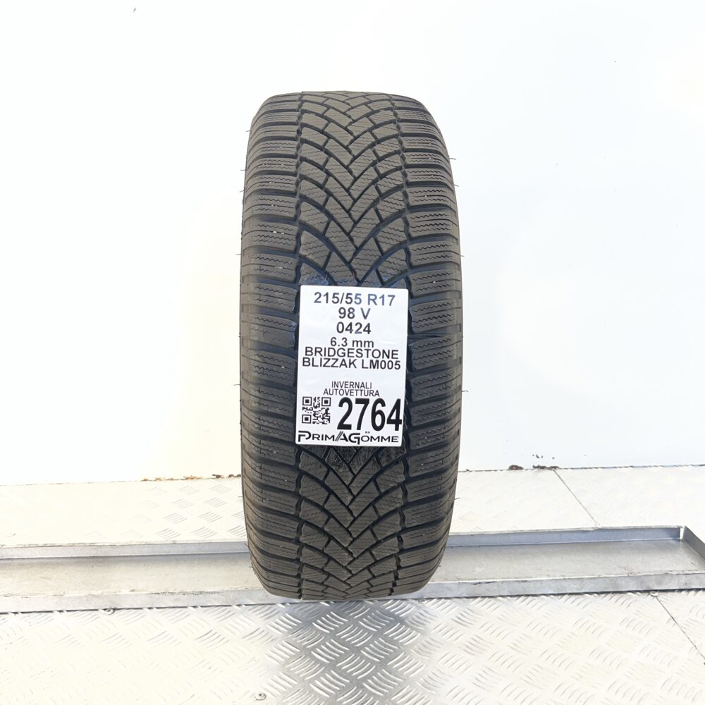 Gomma Usata 215 55 R17 98V Bridgestone Blizzak LM005 79% Invernale