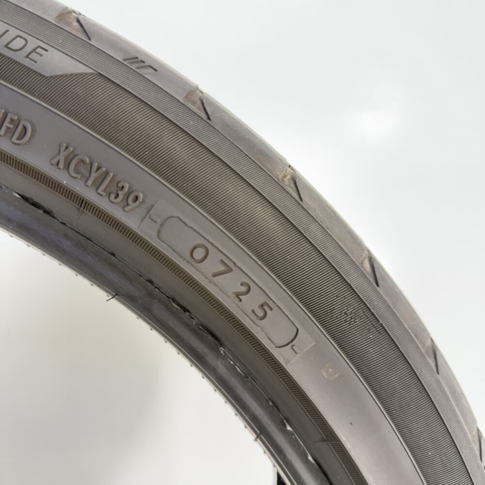 Gomme Usate 275 35 ZR22 XL 104Y Yokohama Advan Sport V107 Estive - immagine 8