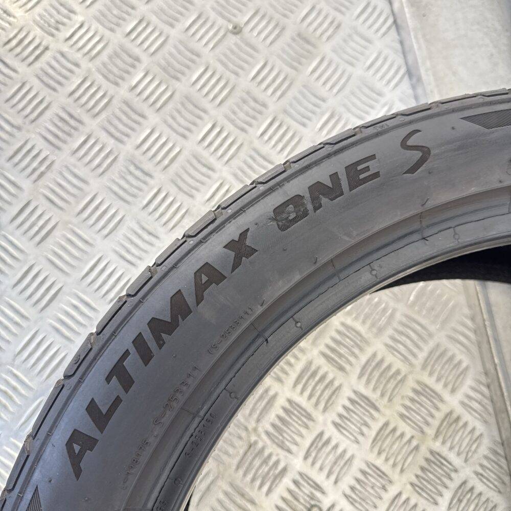 Gomma Usata 215 45 R18 XL 93Y General Altimax One S Estivo - immagine 11