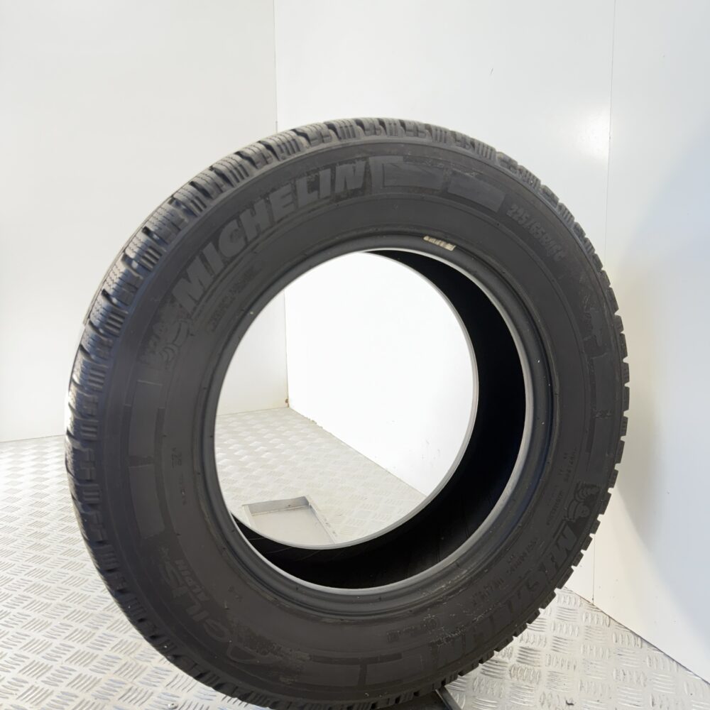 Gomma Usata 225 65 R16C 112/110R Michelin Agilis Alpin 87% Invernale - immagine 4