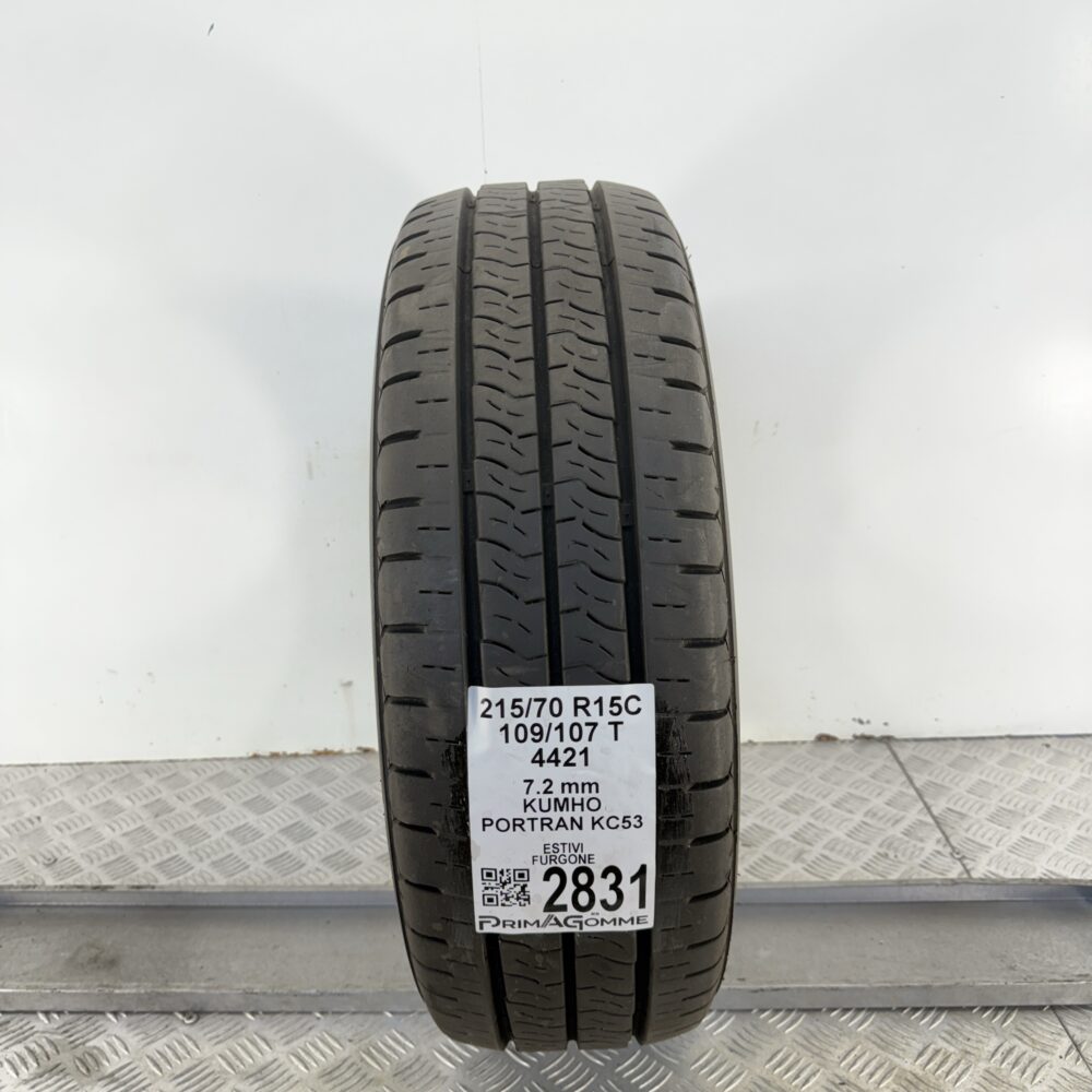 Gomma Usata 215 70 R15C 109/107T Kumho Portran KC53 80% Estivo
