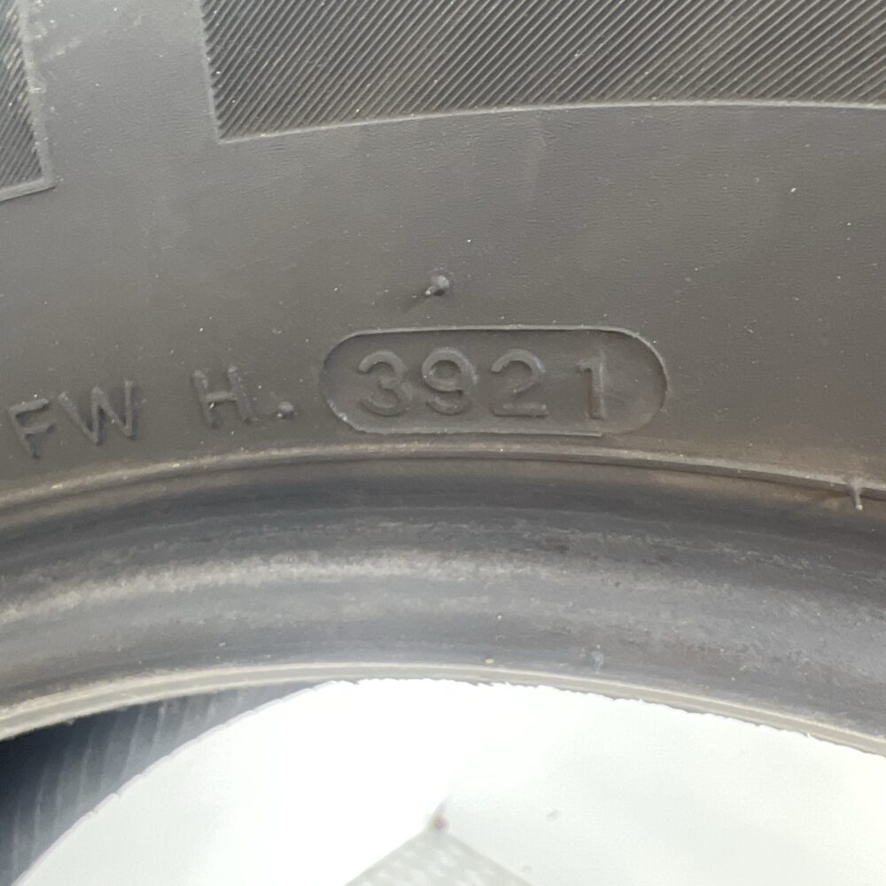 Gomma Usata 215 65 R16 XL 102H Hankook Winter Icept RS2 Invernale - immagine 9