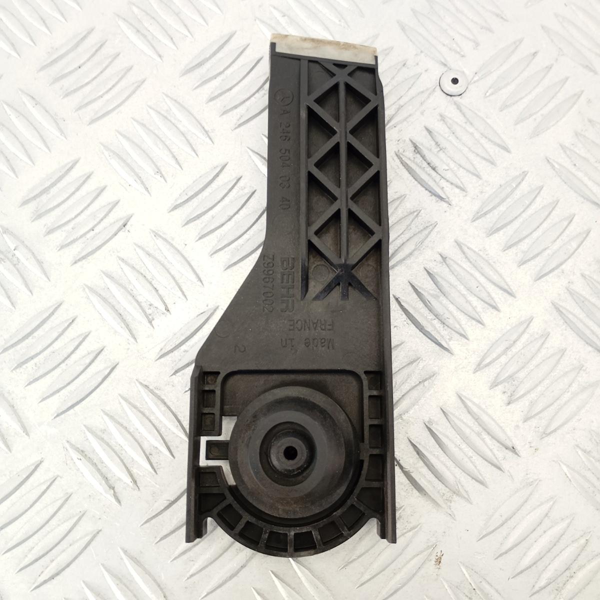 Supporto Radiatore Sinistro Mercedes B W246 2011-2019 OEM A2465040340