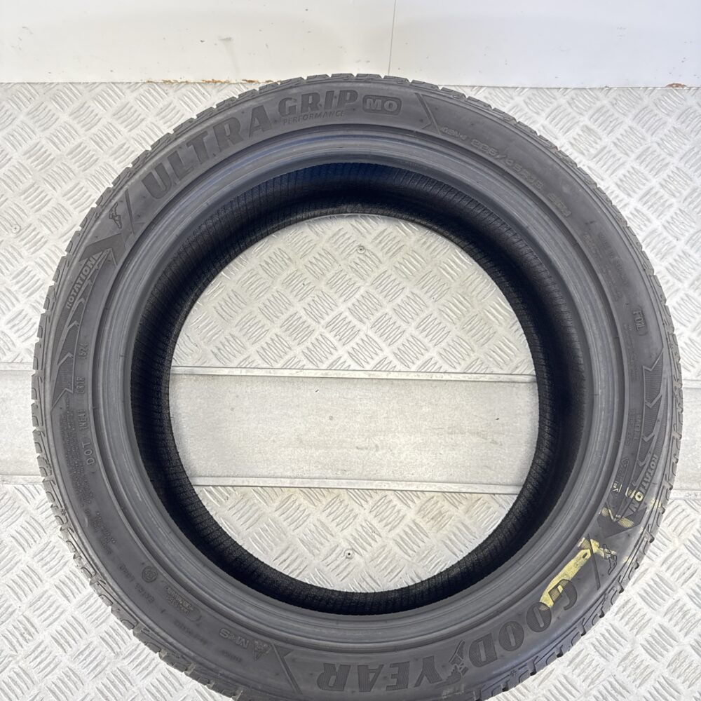 Gomme Usate 225 45 R18 95H GOODYEAR Ultragrip Performance 71% Invernali - immagine 10