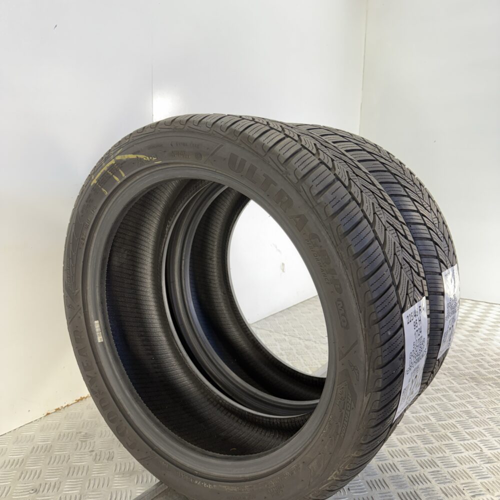 Gomme Usate 225 45 R18 95H GOODYEAR Ultragrip Performance 71% Invernali - immagine 5