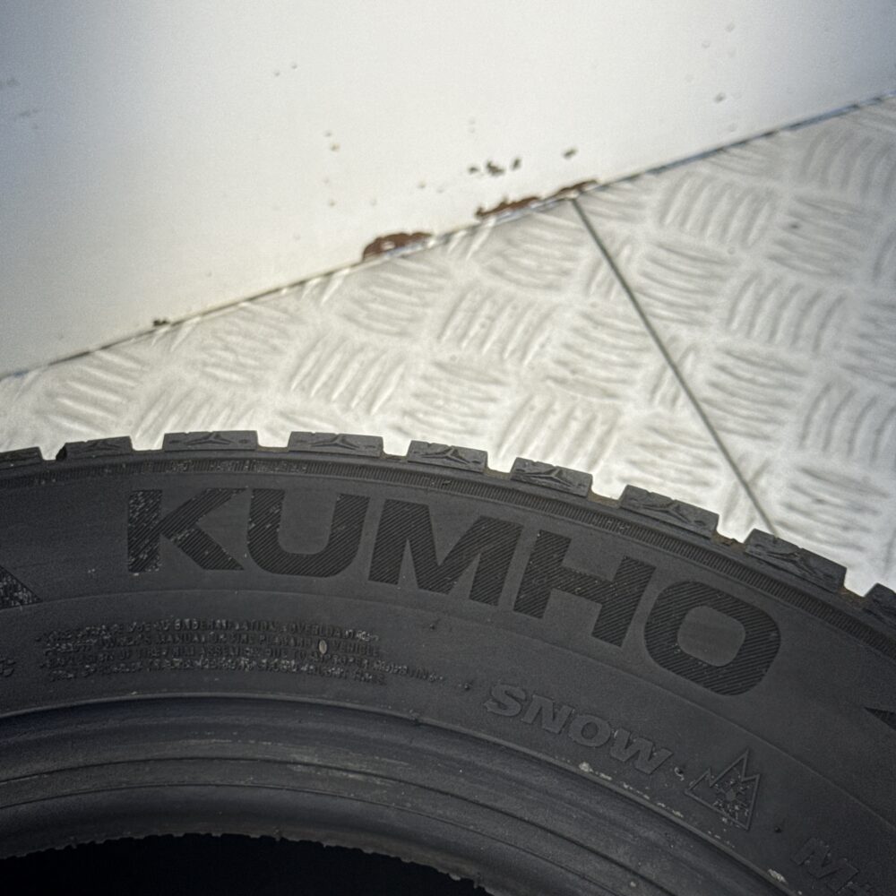 Gomme Usate 165 65 R14 79T Kumho Winter Craft WP52 80% Invernali - immagine 8