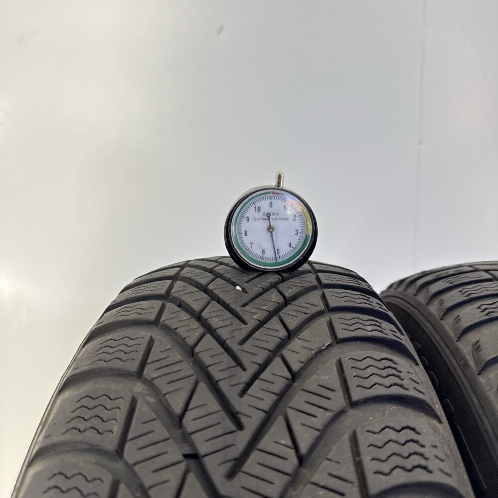 Gomme Usate 175 65 R14 82T Pirelli Winter Cinturato 74% Invernali - immagine 2