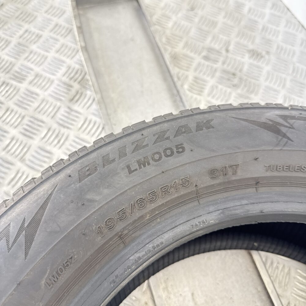 Gomme Usate 195 65 R15 91T Bridgestone Blizzak LM005 Invernali - immagine 7