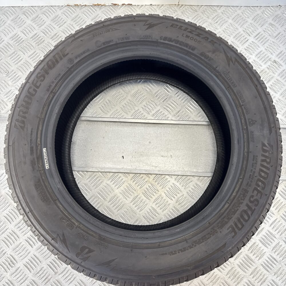 Gomme Usate 185 60 R15 88T Bridgestone Blizzak LM005 74% Invernali - immagine 9