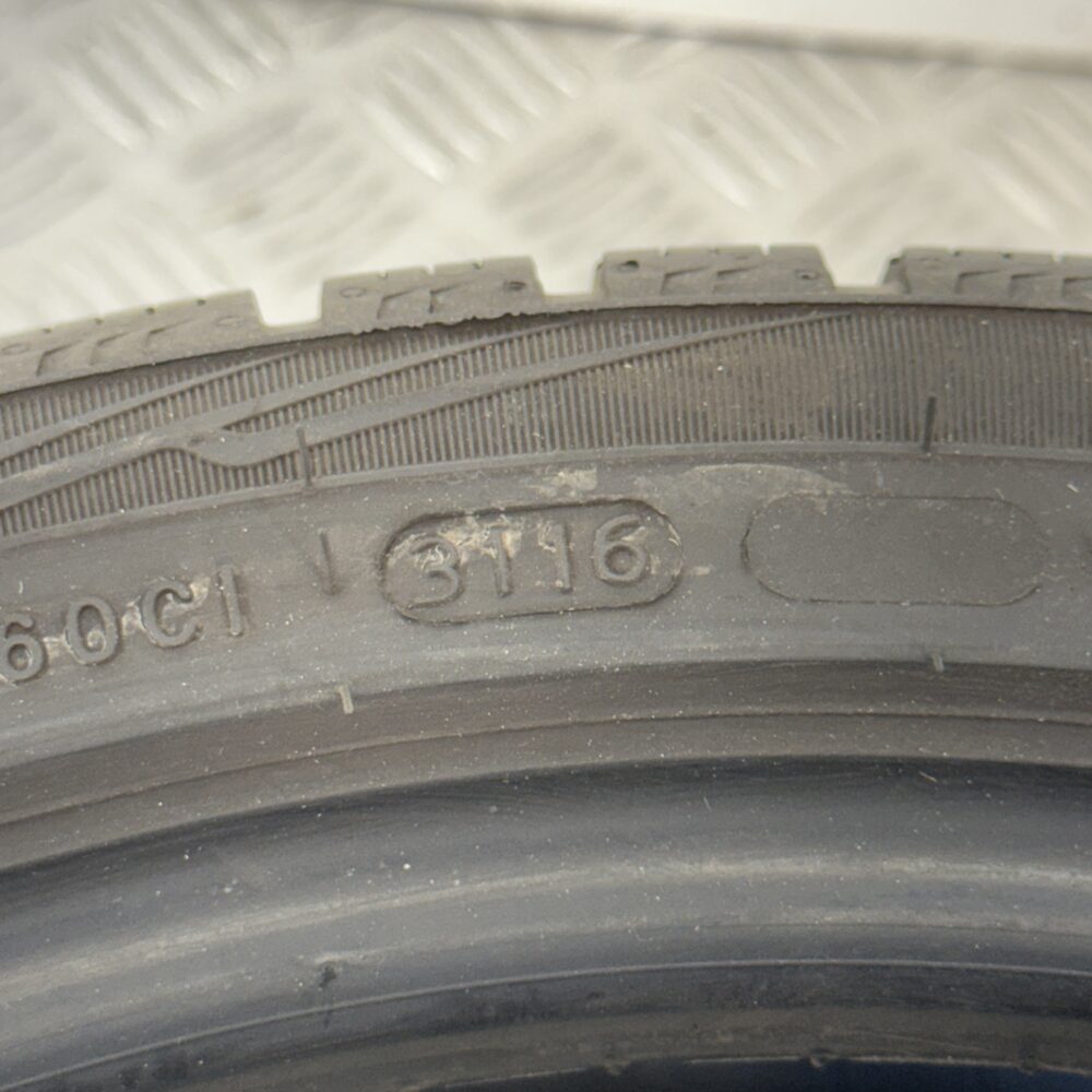 Gomme Usate 215 40 R17 XL 87V Nokian Wra4 98% Invernali - immagine 10