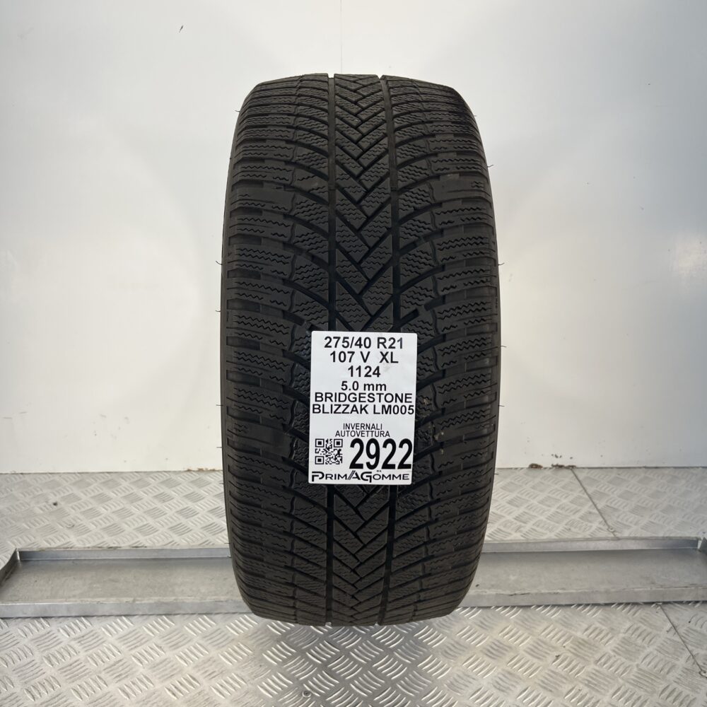 Gomma Usata 275 40 R21 XL 107V Bridgestone Blizzak LM005 71% Invernale