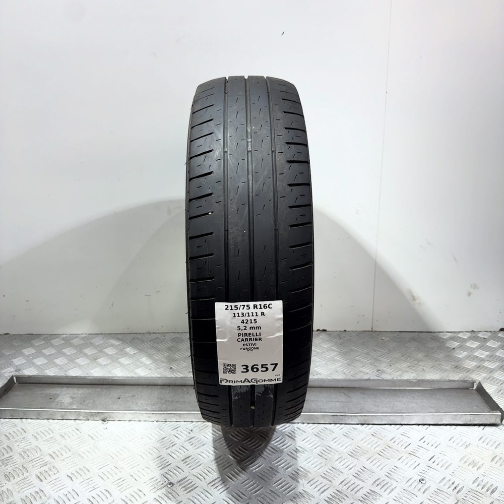 Gomma Usata 215 75 R16C 113/111R Pirelli Carrier 74% Estivo
