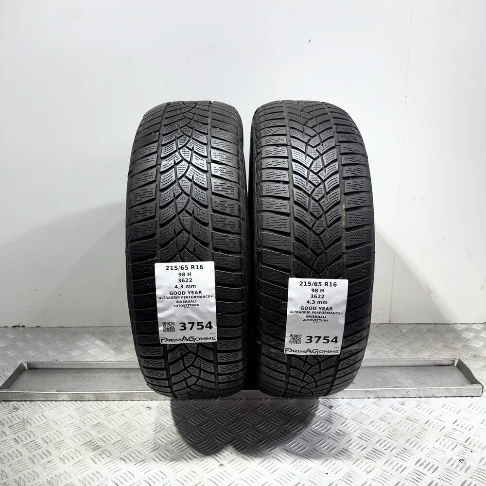 Gomme Usate 215 65 R16 98H Goodyear Ultragrip Performance+ Invernali