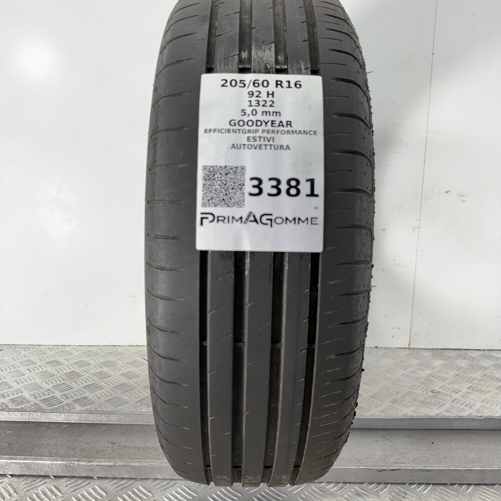 Gomma Usata 205 60 R16 92H GOODYEAR EFFICIENTGRIP PERFORMANCE 71% Estivo