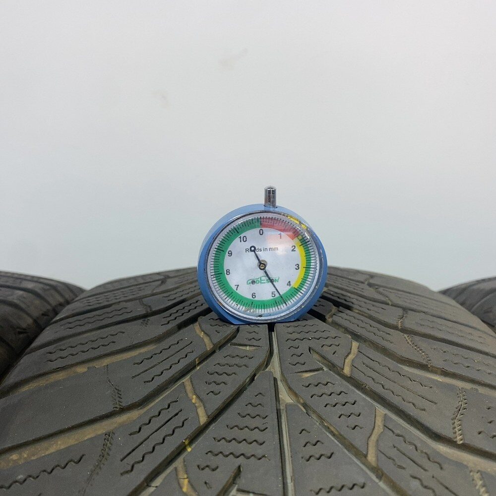 Gomme Usate 235 55 R19 105V Kumho Wintercraft WP52 Invernali - immagine 2
