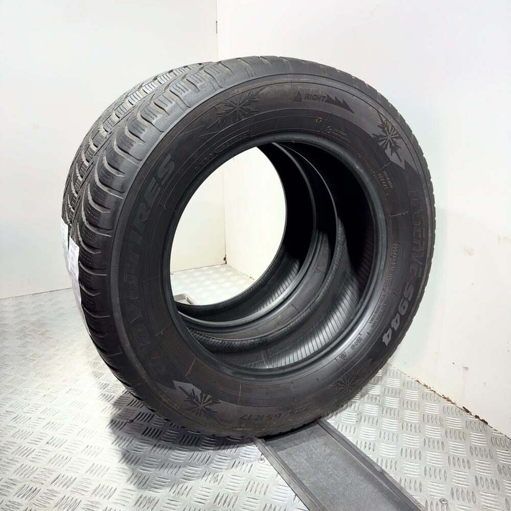 Gomme Usate 225 65 R17 106H XL Toyo Tires Observe S944 Invernali - immagine 4