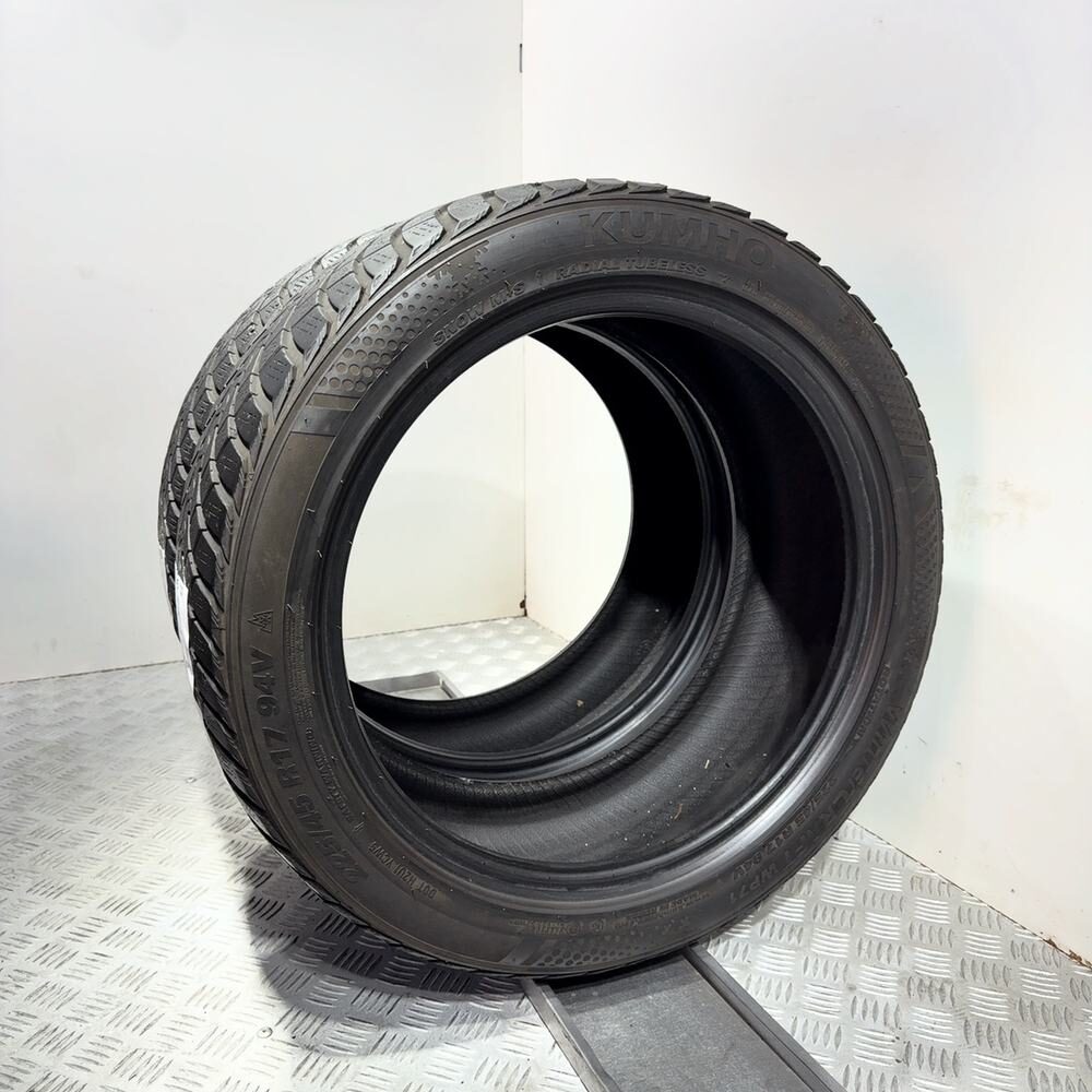Gomme Usate 225 45 R17 94V Kumho Wintercraft WP71 76% Invernali - immagine 4