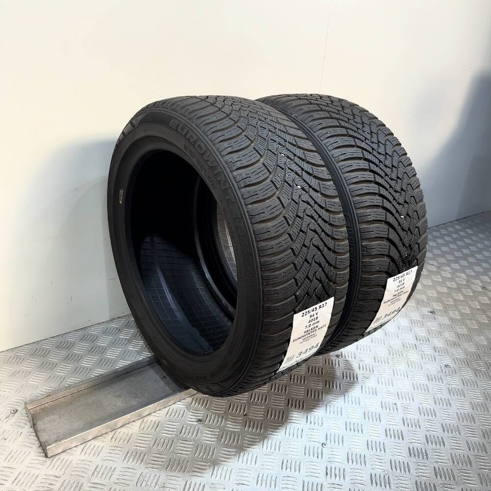 Gomme Usate 225 45 R17 XL 94V Falken Eurowinter HS01 98% Invernali - immagine 7