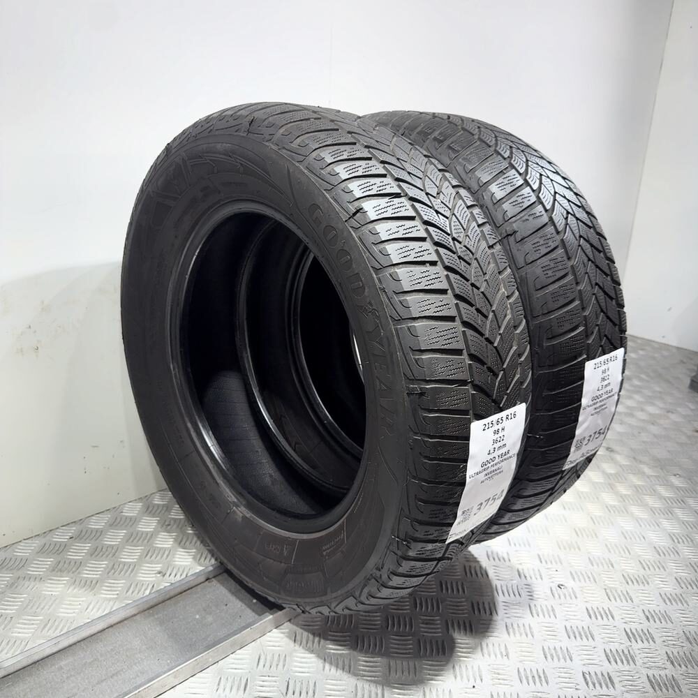 Gomme Usate 215 65 R16 98H Goodyear Ultragrip Performance+ Invernali - immagine 7
