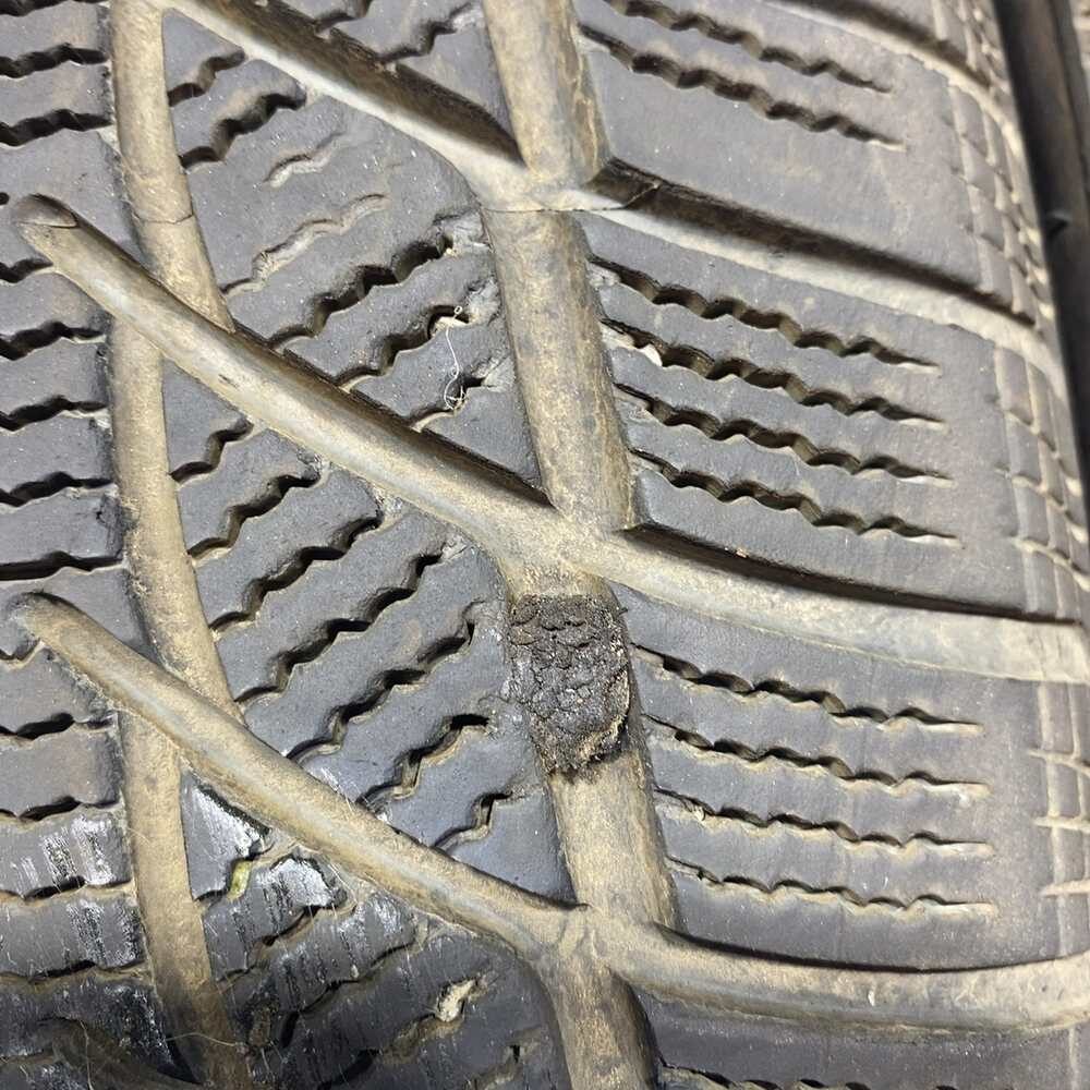 Gomme Usate 215 65 R16 98H Goodride Snowmaster SW608 93% Invernali - immagine 8