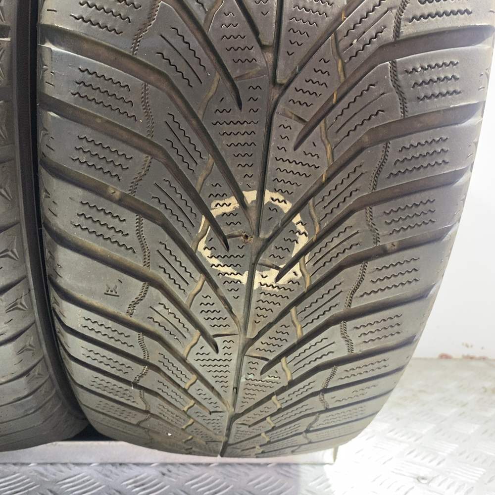 Gomme Usate 235 55 R19 105V Kumho Wintercraft WP52 Invernali - immagine 12